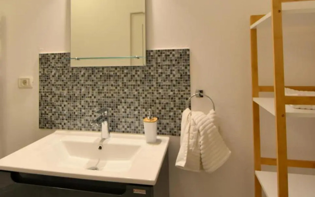 Neferprod Apartments - IS - CAM 02
