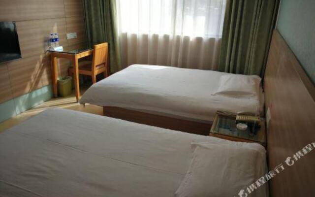 Yasi Luck 7 Inn (Yichang Yiling Square)