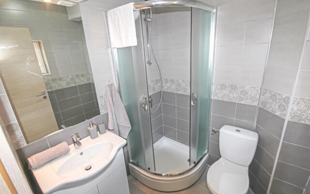 Nice Apartment in Ljubac With 2 Bedrooms and Wifi