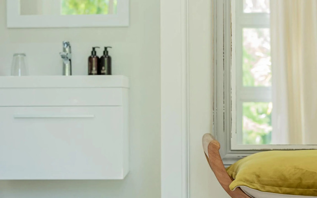 Tehillah Guest House