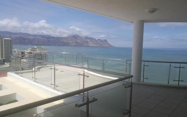 1501 Hibernian Towers Luxury Self Catering Apartment