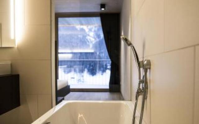 Chalet Gradonna Mountain Resort.1
