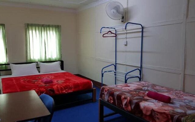 Tha Ha Zar Ta Hotel