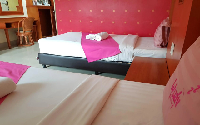 PoonSook Resident Hotel