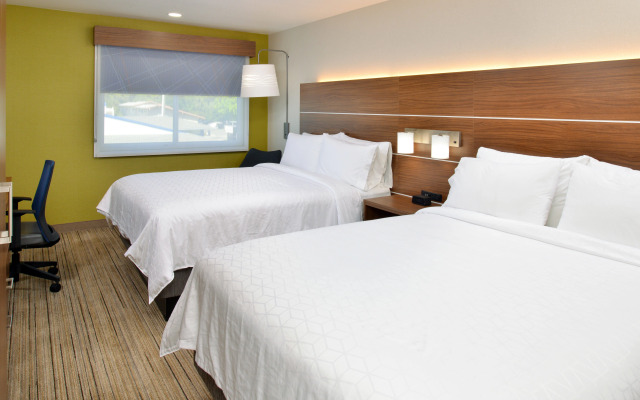 Holiday Inn Express Santa Rosa North by IHG