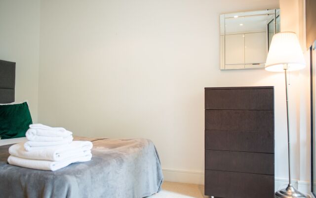 Spacious Serviced Apartments Canary Wharf
