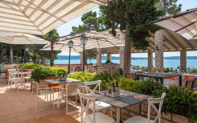 Holiday Homes Camping Sirena