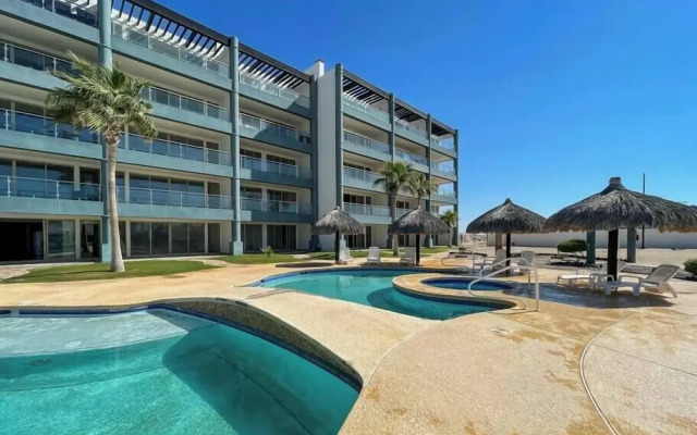 Upscale Ocean View Condo Close to it all Great