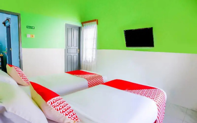 OYO 2903 Putri Residence Syariah