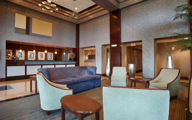 Best Western Plus Lake County Inn & Suites