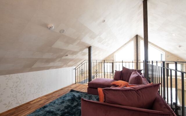 Kitsune House by H2 Life