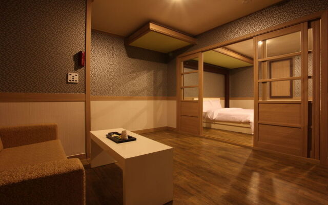 K.S Hotel