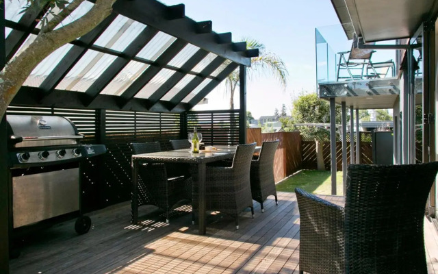 Taupo Escape - Rainbow Point Holiday Home