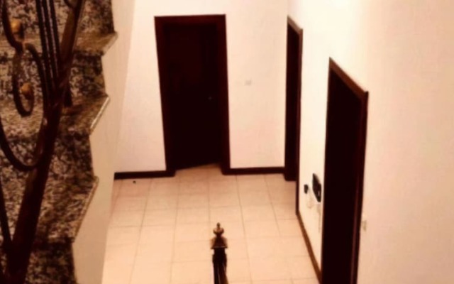 Q Hostel