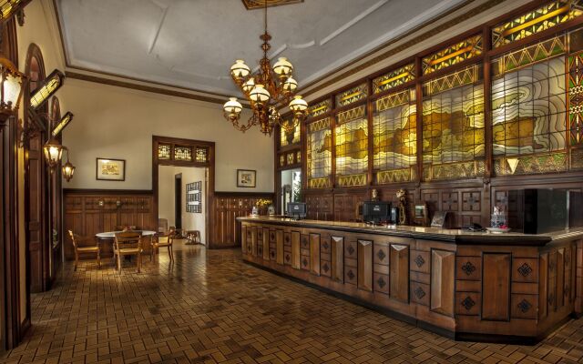 éL Hotel Kartika Wijaya Batu