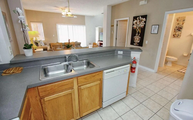 952 Lake Berkley