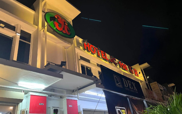 hotelImage