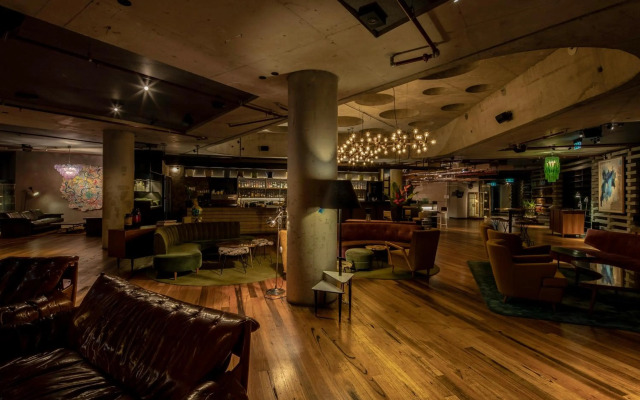 Ovolo Nishi