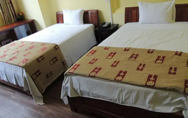 Lemon Hotel