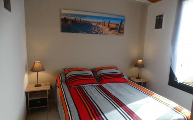 Appartement Saint-Julien-en-Born, 2 pièces, 2 personnes - FR-1-360-270