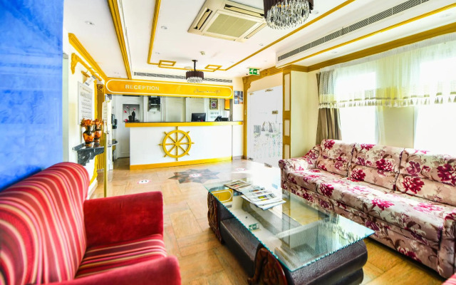 Marina Hotel