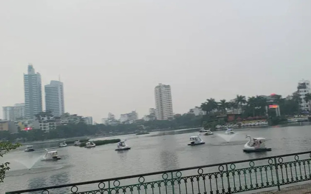 Holly Apartment - Truc Bach Lake
