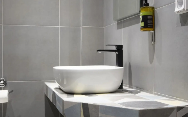 Supreme Luxury Suites by Athens Stay