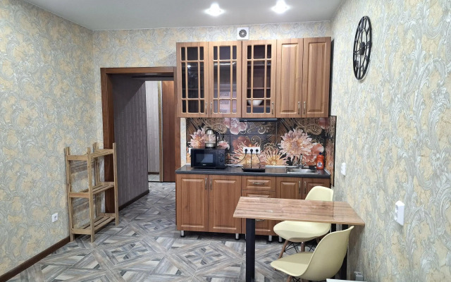 Апартаменты на улице Титова 253/5