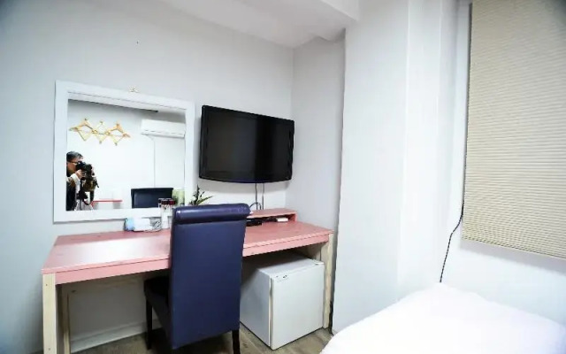 Goodstay Saewha Hostel