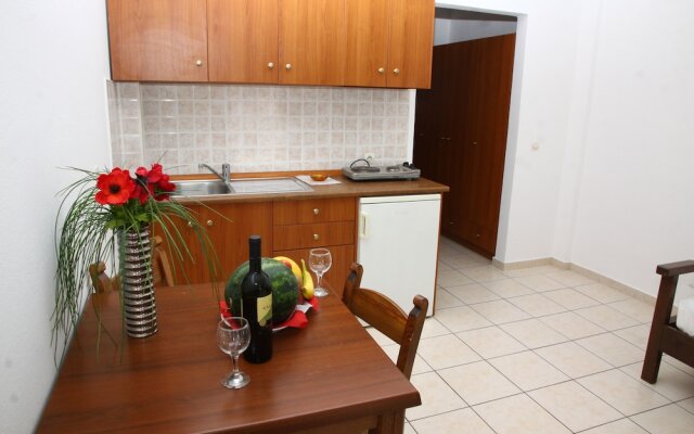 Camari Garden Hotel Apartments