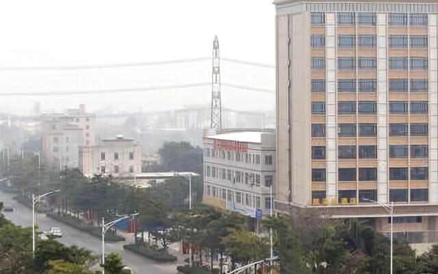 New Coast Hotel