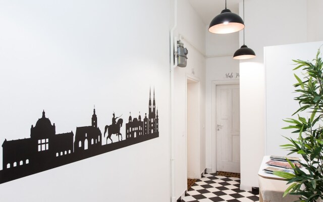 LOOX serviced apartments Palmoticeva