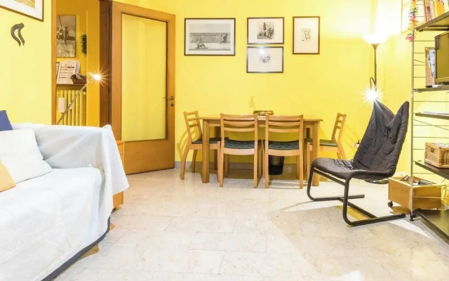 JOIVY Quiet Apt w Terrace in Beautiful Area