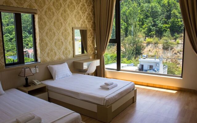Pho Nui Hotel
