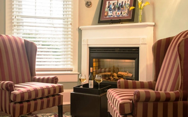 Steeles Tavern Manor