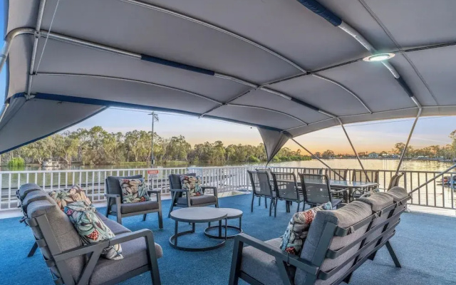 Renmark River Villas and Boats & Bedzzz