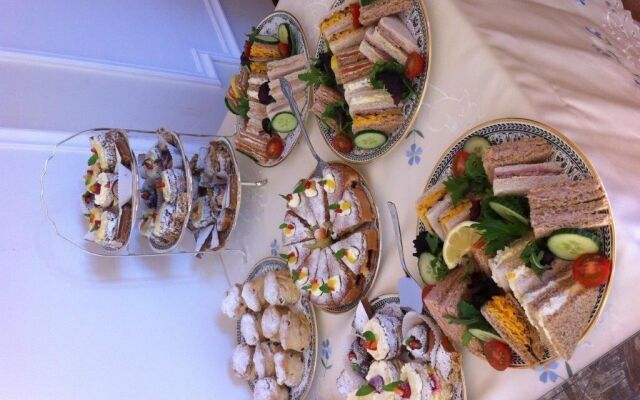 Tigh Na Sgiath Country House Hotel