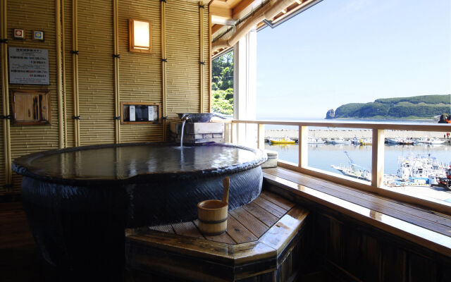 KITAKOBUSHI SHIRETOKO Hotel & Resort