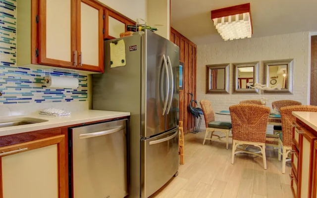 Channelview 205