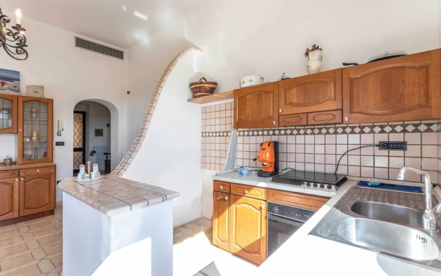 Emma's Villa facing the sea with swimming pool