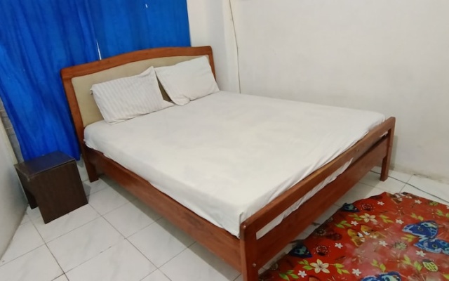SPOT ON 92338 Karin Kost – Guest Rooms – Banjarbaru