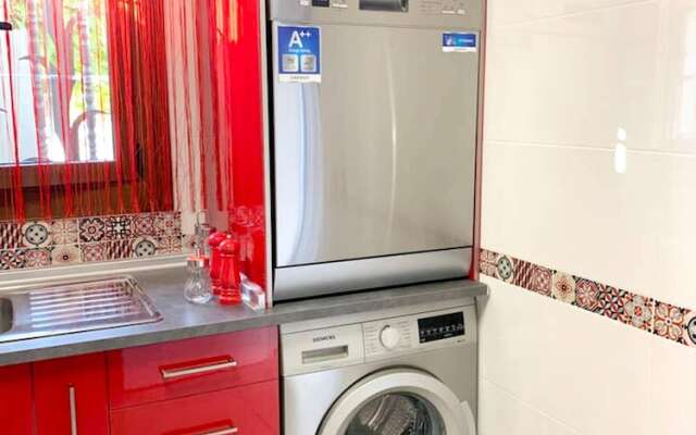 House with 3 Bedrooms in Torredembarra, with Furnished Terrace