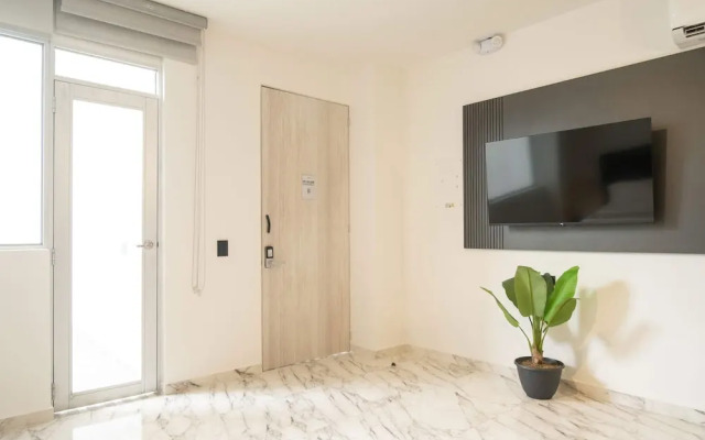 w Lovely 1BR w AC Near Ciudad Amurallada