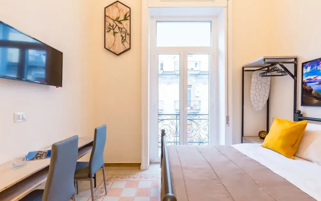 Napoli Central Station Apts & Suites