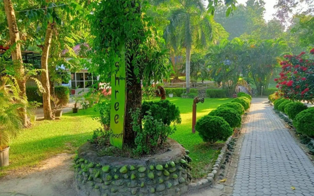 Dhanshree Resort