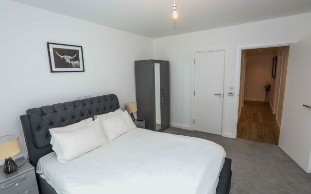 Exquisite One Bed Apartment