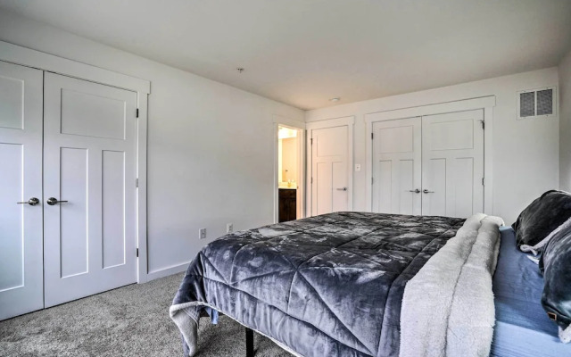 Modern Townhome 4 Mi to Downtown Frederick!