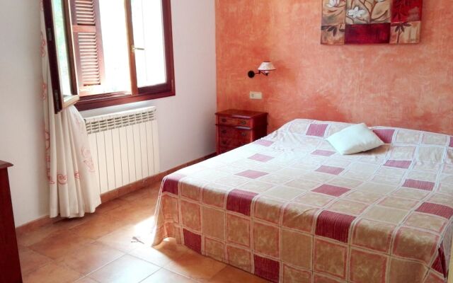 Villa With 4 Bedrooms in Manacor, With Wonderful Mountain View, Privat