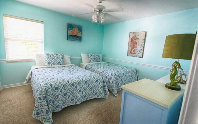 Sunshine's Hideaway by RedAwning