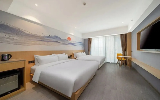 Baiyun Airport Coco Hotel